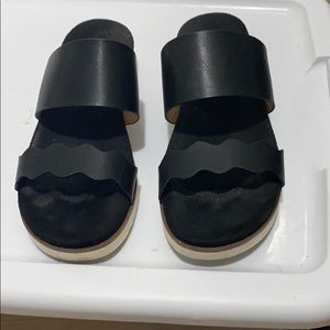 Xoxo two bad sandal with rubber flat-form sole